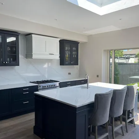 Holiday home Luxury 4 Bedroom Home, South Dublin Blackrock (Dublin)