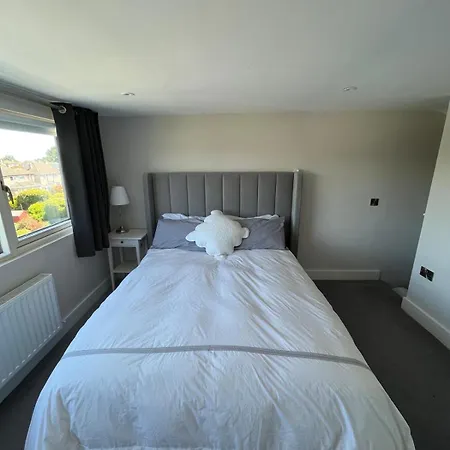 Luxury 4 Bedroom Home, South Dublin